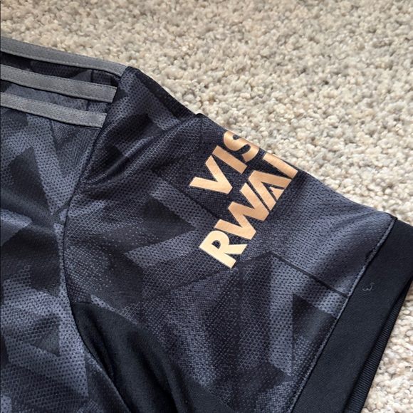 Arsenal G. Jesus Black & Gold Training Jersey Youth 15-16Y - - Picture 4 of 5